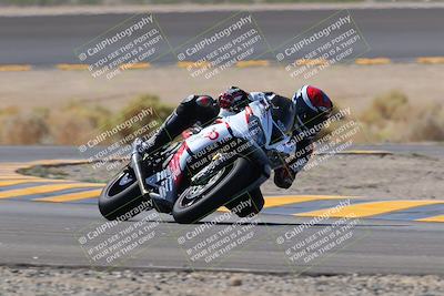 media/Oct-08-2022-SoCal Trackdays (Sat) [[1fc3beec89]]/Turn 14 (1050am)/